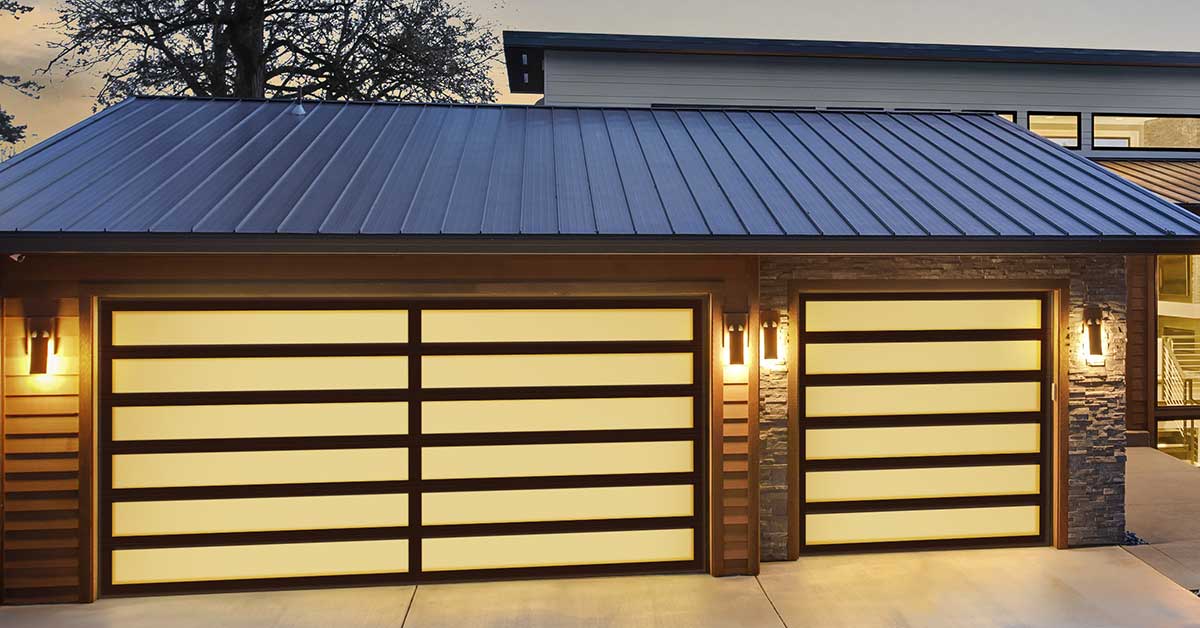 Avante Residential Garage Door by Clopay